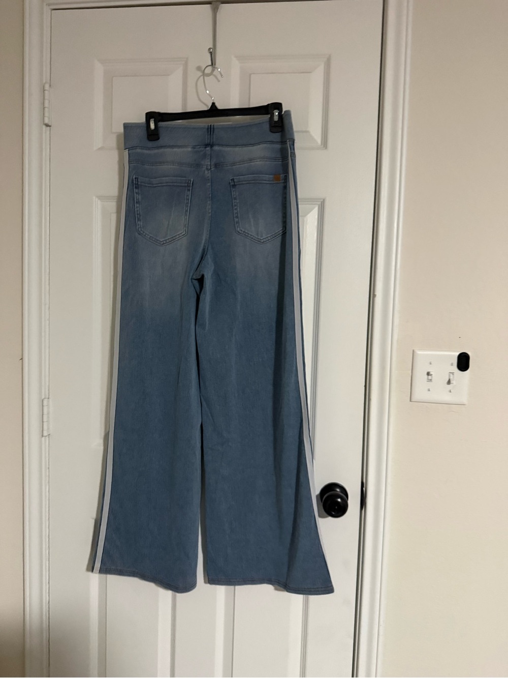 HALARA Flex™ High Waisted Stripe Wide Leg Flowy Washed Casual Jeans with - Picture 2 of 4